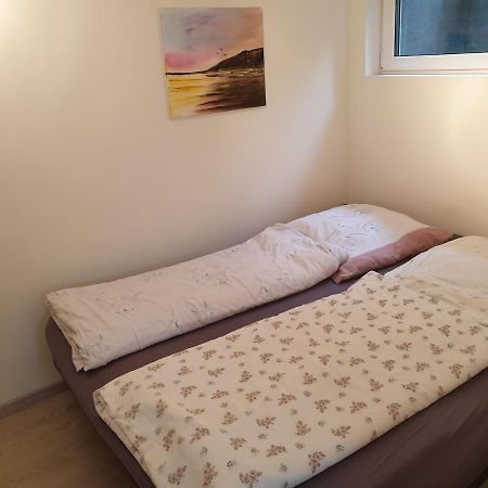 Apartment In Reutlingen / Sickenhausen Εξωτερικό φωτογραφία